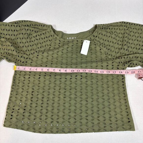 Loft Eyelet Modern Tee NEW with tags Size XS Four Leaf Clover Green - Picture 11 of 12